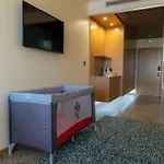 Alojamento de Acomodação e Pequeno-almoço Lobos Village -