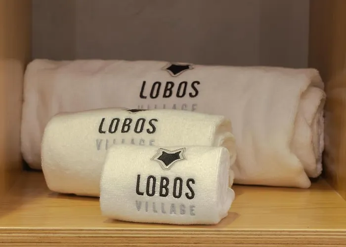 Lobos Village - Couette-café