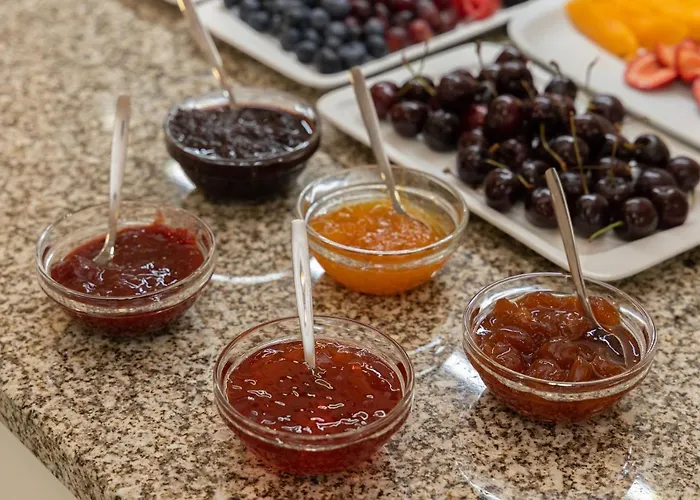 Bed & Breakfast Lobos Village - Seia